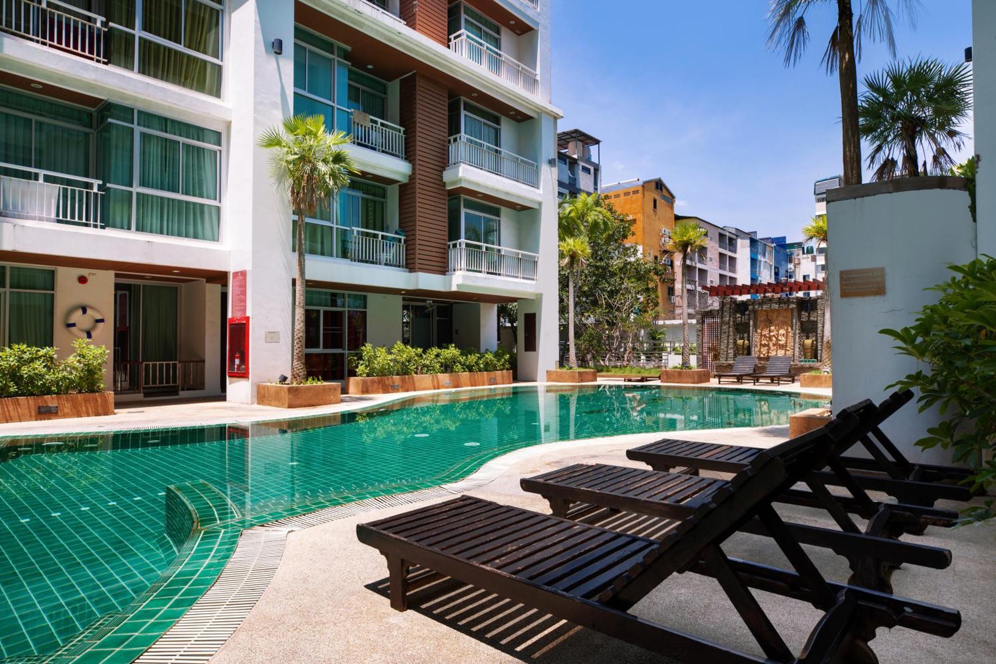 Icheck Inn Residences Patong Bagian luar foto