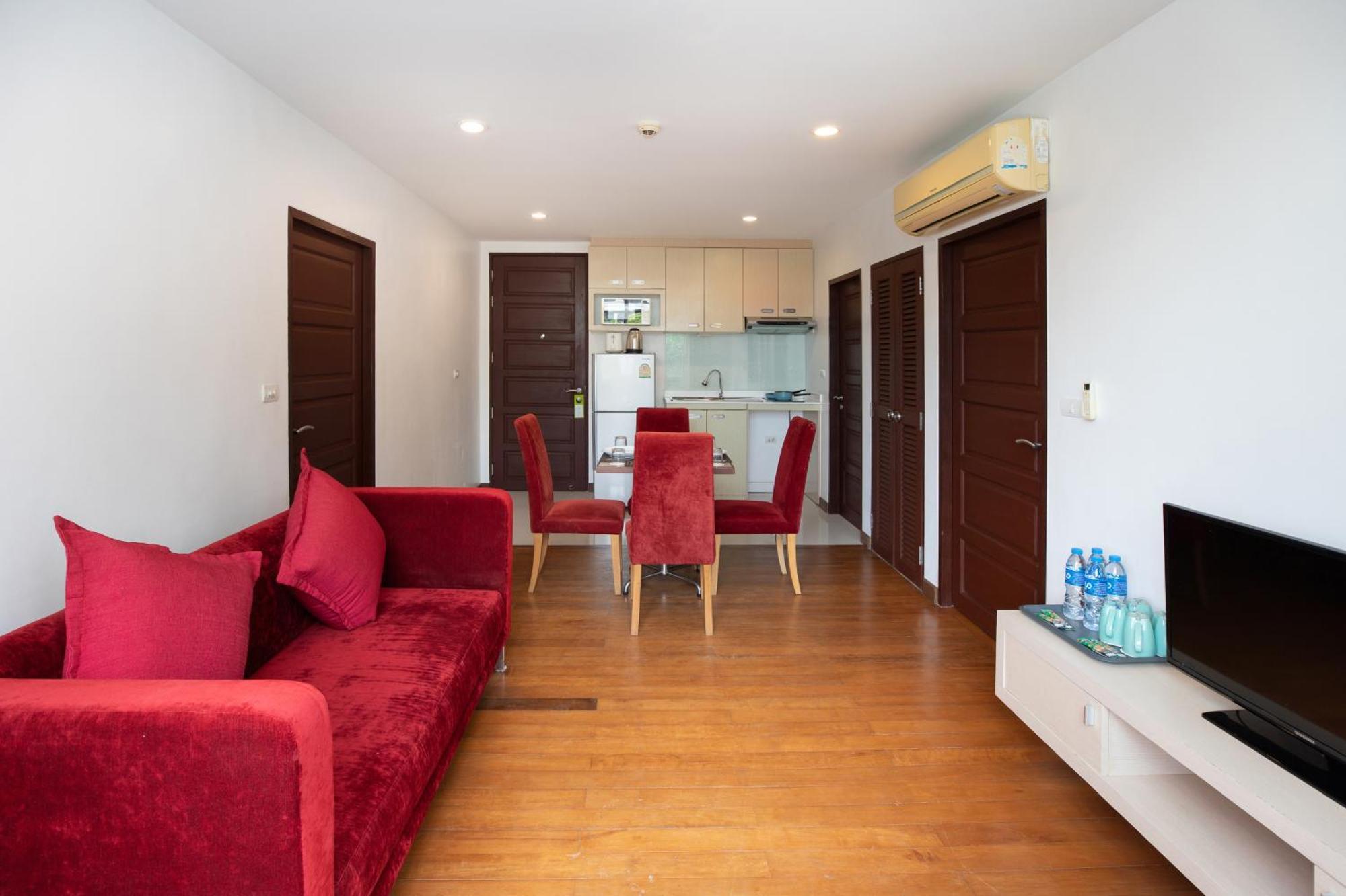 Icheck Inn Residences Patong Bagian luar foto