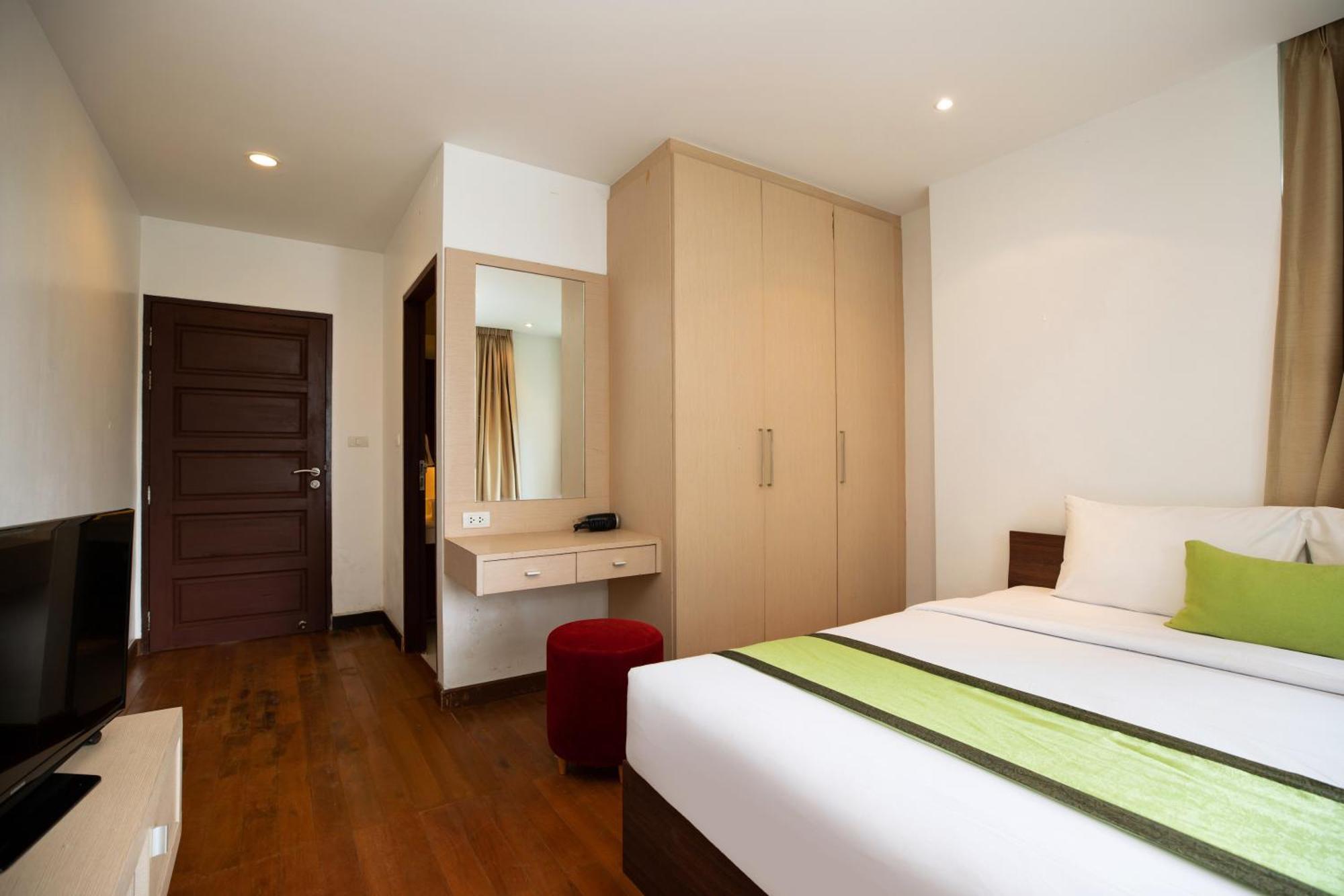 Icheck Inn Residences Patong Bagian luar foto