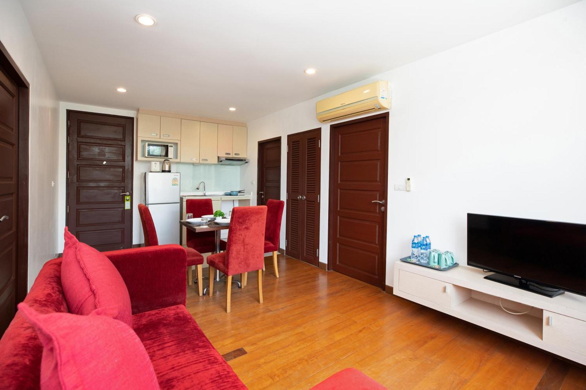 Icheck Inn Residences Patong Bagian luar foto