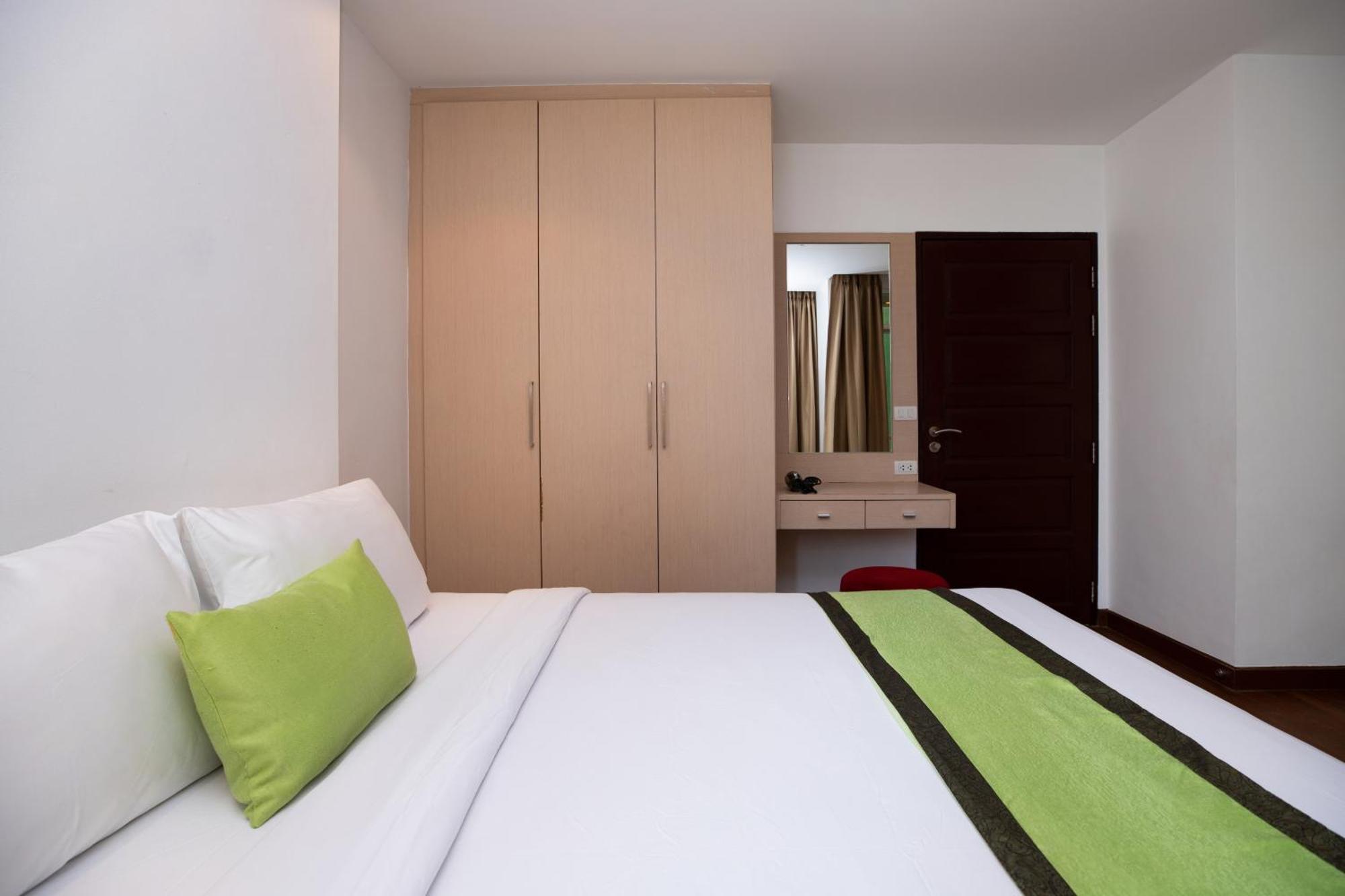 Icheck Inn Residences Patong Bagian luar foto